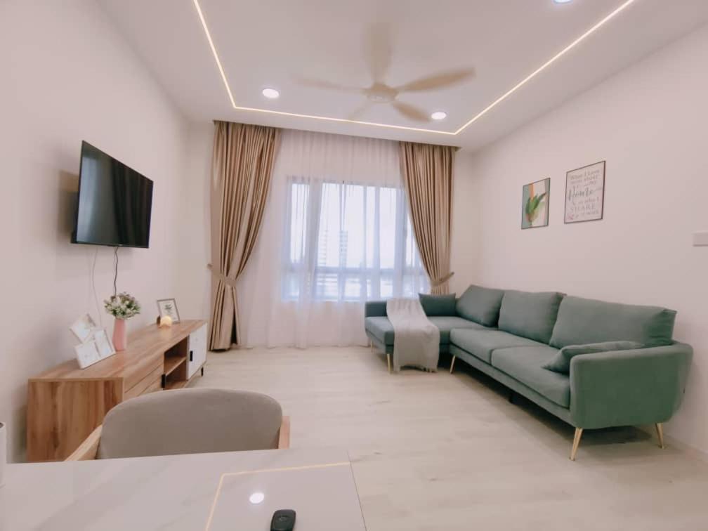 Cozy Suasana Max 7pax S2 *