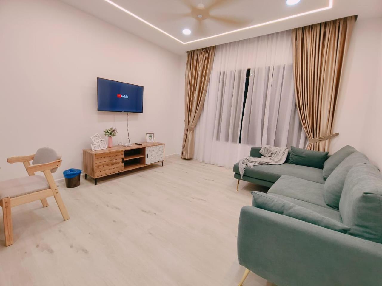 Apartment Cozy Suasana Max 7pax S2